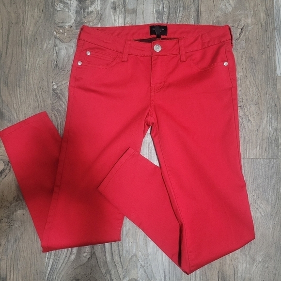 Celebrity Pink skinny jeans in red size 27S - Picture 1 of 9